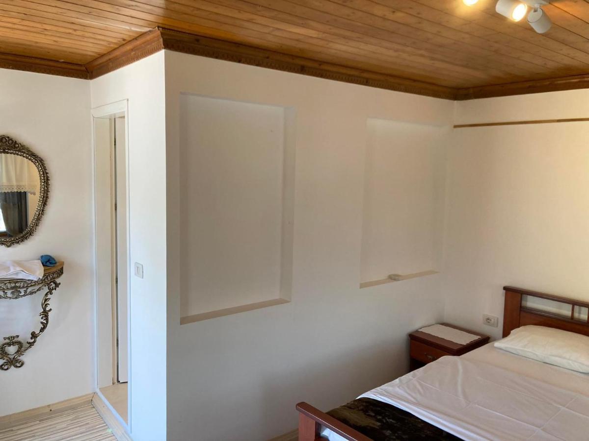 Sokaku I Te Marreve Guesthouse Gjirokastër Buitenkant foto