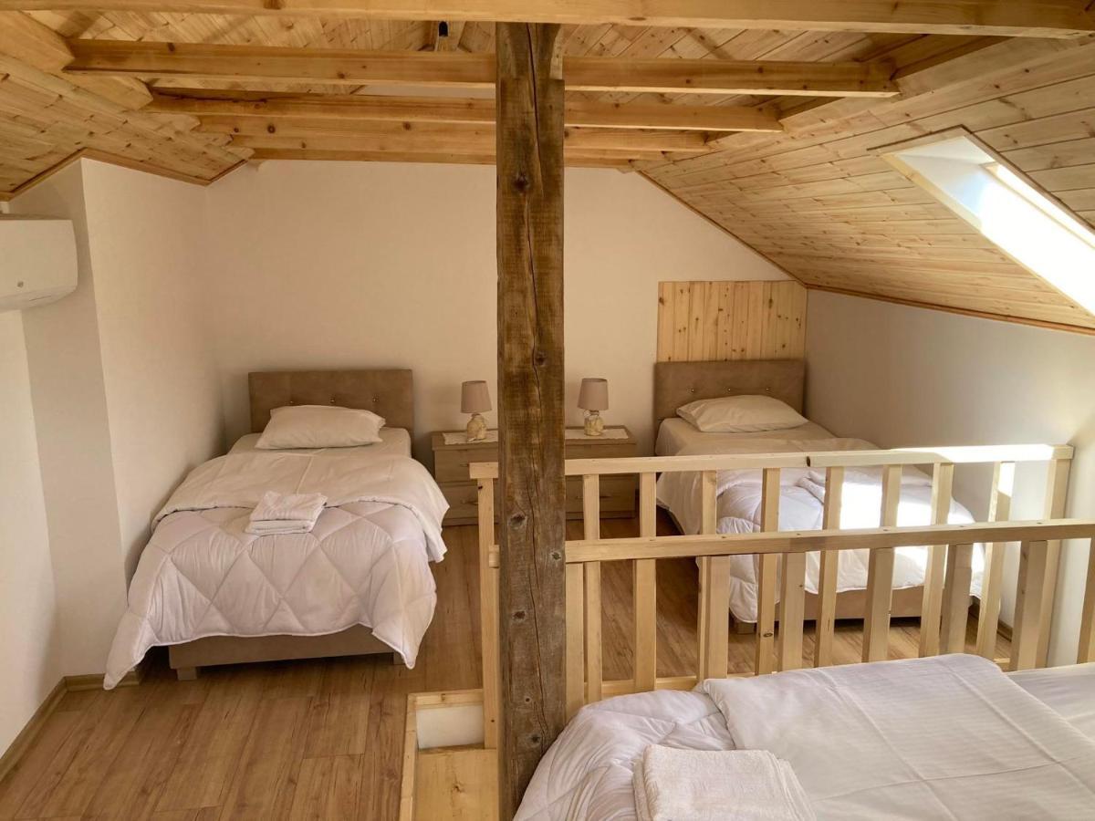 Sokaku I Te Marreve Guesthouse Gjirokastër Buitenkant foto