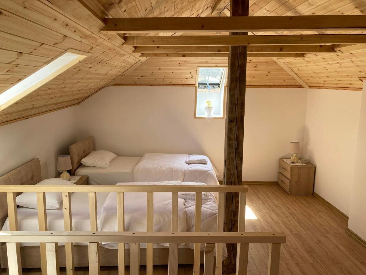 Sokaku I Te Marreve Guesthouse Gjirokastër Buitenkant foto